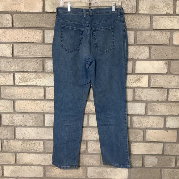 3for$20 bootcut size 8 short - Picture 2 of 5